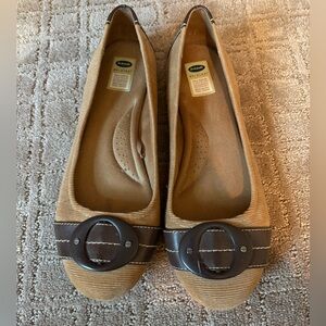 Dr. Scholl's Tan and Brown Flats with Buckle